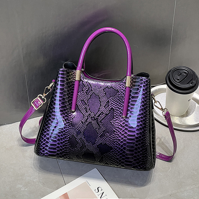2025 Borsa da donna in pelle d - Interior Design High End recensione e prezzo