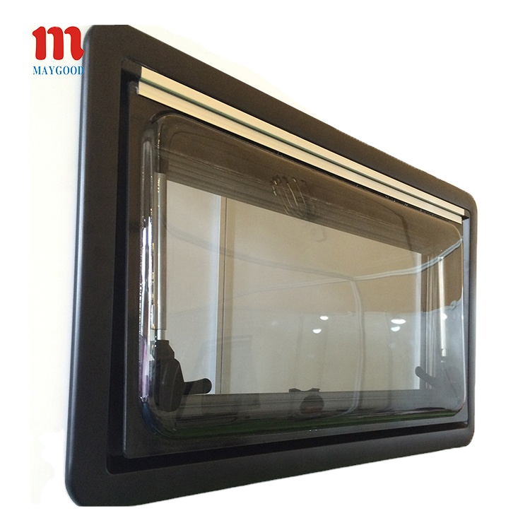 Finestra Laterale in Alluminio - Curtain Curtain recensione e prezzo